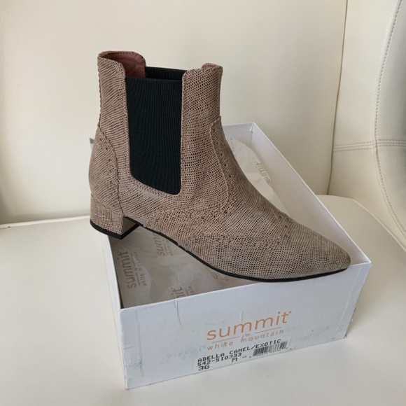 ITALY Summit Adella Animal Print Leather Fashion Boot Pointed Toe Chelsea Bootie - Picture 7 of 9